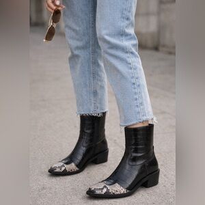 Open Edit Kiara Western women black Bootie/size 6.5